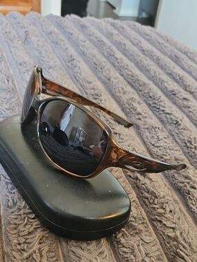 OAKLEY DRIZZLE !! WOMENS DESIGNER